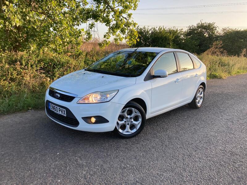 View FORD FOCUS 1.6 Sport