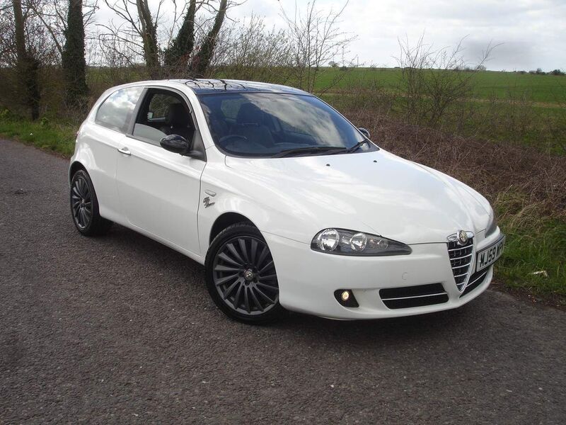 View ALFA ROMEO 147 1.6 T.Spark Collezione 3dr