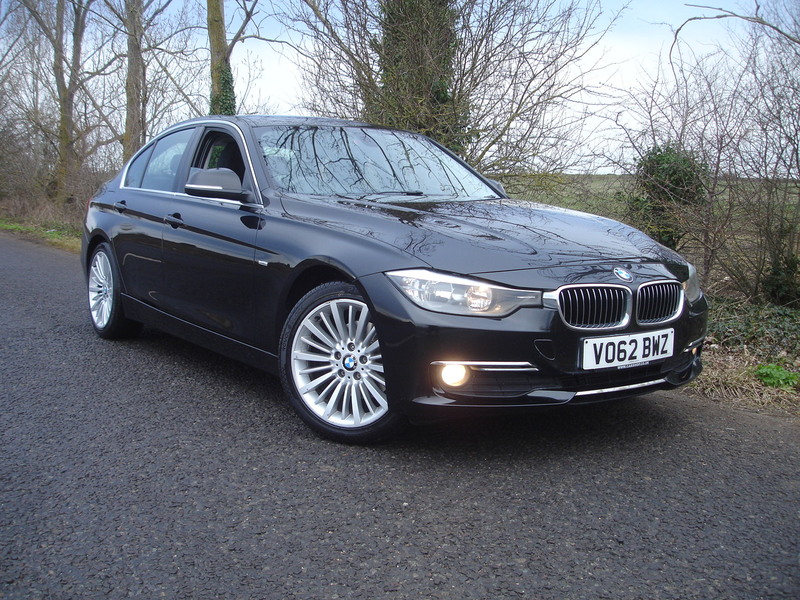 View BMW 3 SERIES 320D LUXURY